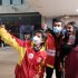 Foso de la alcaldesa selfie con personas